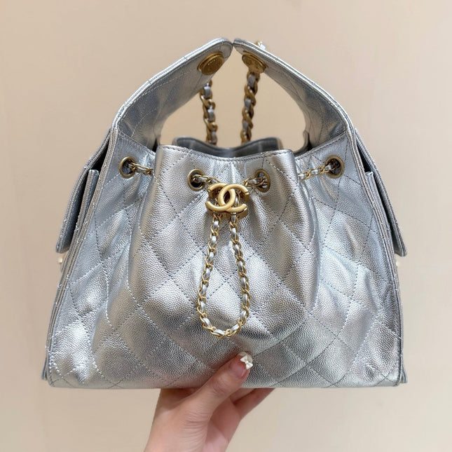 CC 25 HANDBAG IN SILVER-TONE 30 GRAINED CALFSKIN GOLD HARDWARE