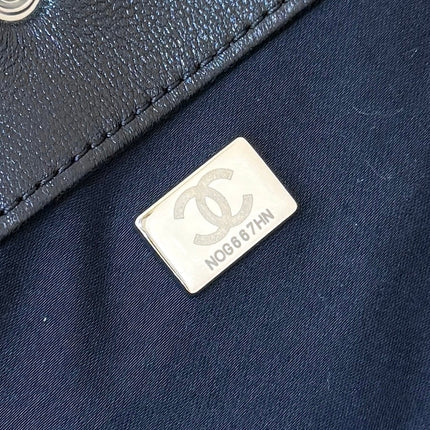 CHANEL 25S LARGE BUCKET BAG 31 IN BLACK SHINY LAMBSKIN SILVER HARDWARE