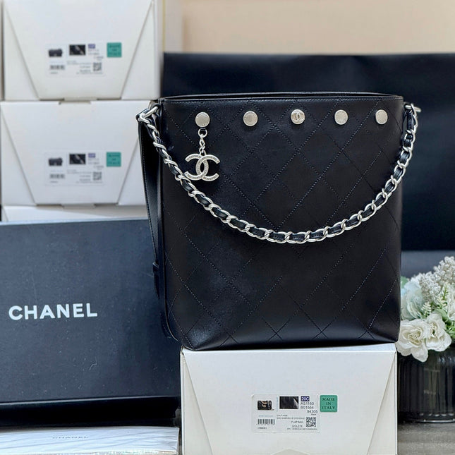 CHANEL 25S LARGE BUCKET BAG 31 IN BLACK SHINY LAMBSKIN SILVER HARDWARE