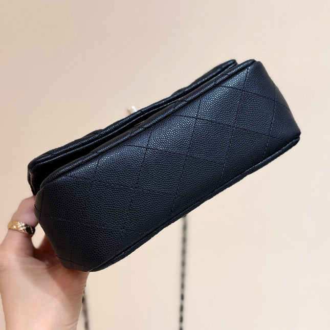 CHANEL 25S COCO CRUSH HANDLE 18 IN BLACK CALFSKIN GOLD HARDWARE