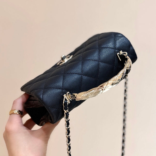 CHANEL 25S COCO CRUSH HANDLE 18 IN BLACK CALFSKIN GOLD HARDWARE
