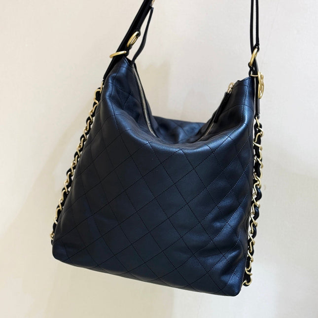 CHANEL 25S MEDIUM MAXIUM OLD HOBO BAG 33 IN BLACK CALFSKIN