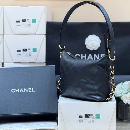 CHANEL 25S MINI MAXIUM OLD HOBO BAG 31 IN BLACK CALFSKIN