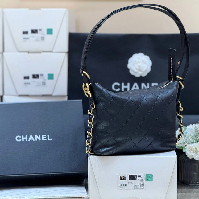 CHANEL 25S MINI MAXIUM OLD HOBO BAG 31 IN BLACK CALFSKIN