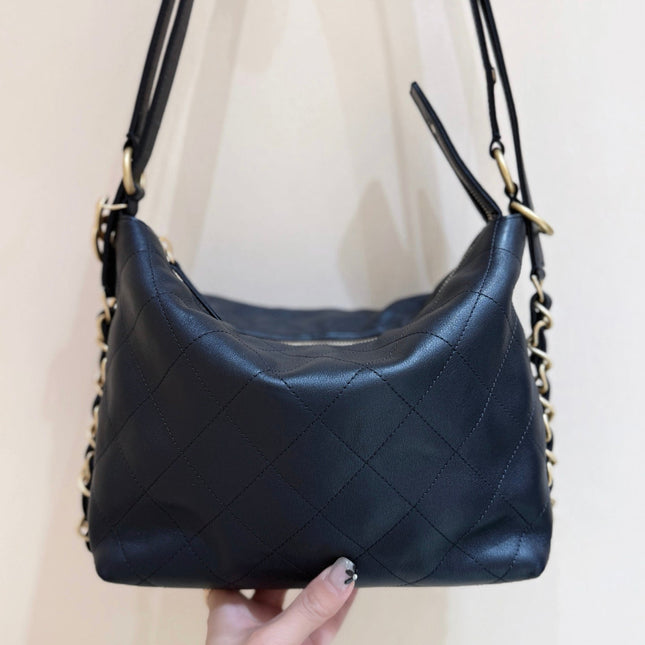 CHANEL 25S MINI MAXIUM OLD HOBO BAG 31 IN BLACK CALFSKIN
