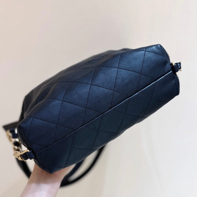 CHANEL 25S MINI MAXIUM OLD HOBO BAG 31 IN BLACK CALFSKIN