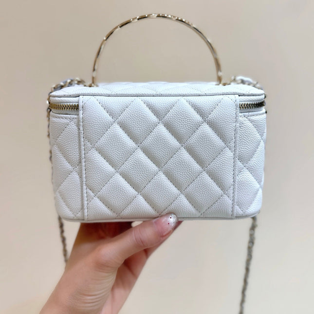 CHANEL 25S COCO CRUSH 17 IN WHITE CALFSKIN GOLD HARDWARE