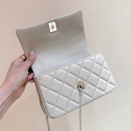 CHANEL 25S COCO CRUSH HANDLE 18 IN NUDE CALFSKIN GOLD HARDWARE