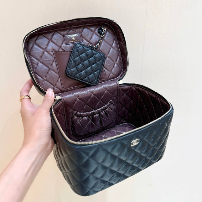 CHANEL 25S VANITY TOP HANDLE CASE 21 IN BLACK CALFSKIN