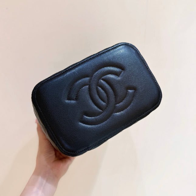 CHANEL 25S VANITY TOP HANDLE CASE 21 IN BLACK CALFSKIN