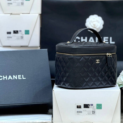 CHANEL 25S VANITY TOP HANDLE CASE 21 IN BLACK CALFSKIN