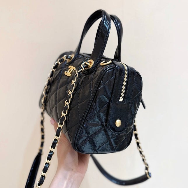 CHANEL 25S SMALL BOWLING BAG 21 IN BLACK CALFSKIN GOLD HARDWARE