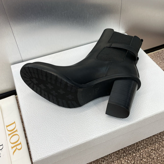DIOR 25S MONTAIGNE MEDIUM BOOTS 70MM IN BLACK CALFSKIN