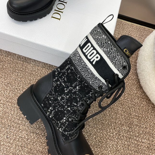 DIOR 25S D-MAJOR ANKLE BOOT 45MM IN BLACK AND WHITE CANNAGE TWEED AND BLACK CALFSKIN