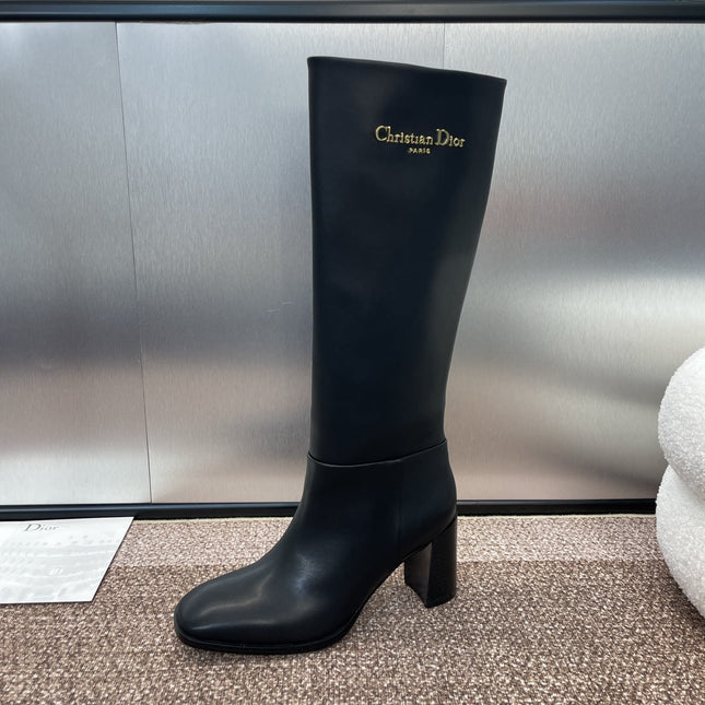 DIOR 25S D-TOWN HEELED BOOT 80MM IN BLACK SUPPLE CALFSKIN