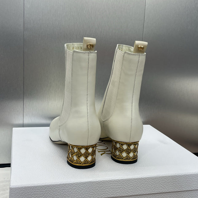 DIOR 25S ANKLE BOOT IN WHITE CALFSKIN