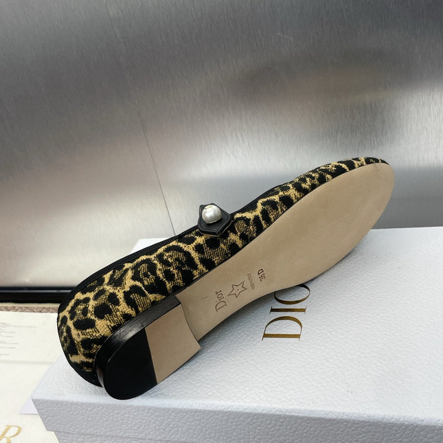 BALLET FLAT CAMEL PONY HAIR CALFSKIN WITH BROWN LEOPARD MOTIF