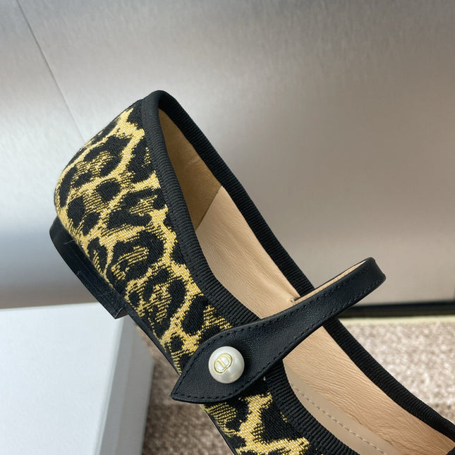 BALLET FLAT CAMEL PONY HAIR CALFSKIN WITH BROWN LEOPARD MOTIF