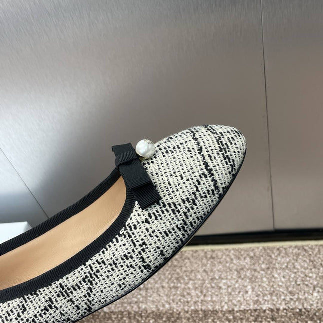 BALLET FLAT IN WHITE MIX BLACK EMBROIDERED CANNAGE TWEED