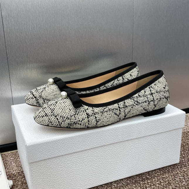 BALLET FLAT IN WHITE MIX BLACK EMBROIDERED CANNAGE TWEED