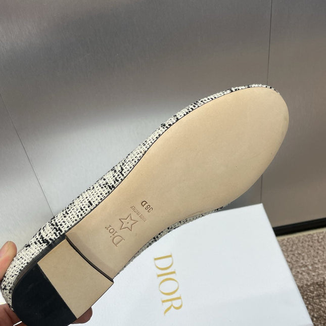 BALLET FLAT IN WHITE MIX BLACK EMBROIDERED CANNAGE TWEED