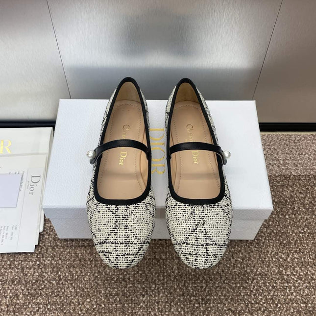 D-RAMOUR BALLET FLATS IN WHITE MIX BLACK EMBROIDERED CANNAGE TWEED
