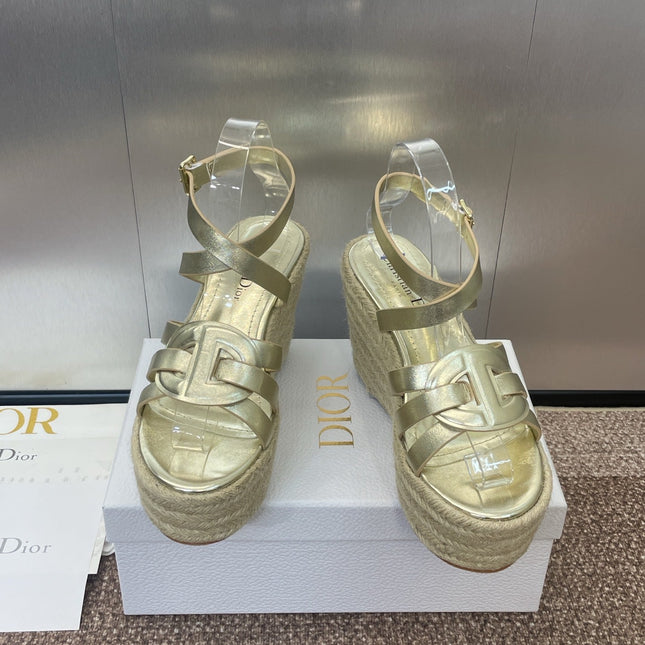D-CLUB 25S HIGH HEEL WEDGE 100MM IN GOLD GLOSSY CALFSKIN RAFFIA SOLE