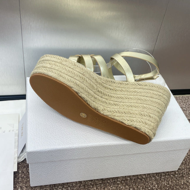 D-CLUB 25S HIGH HEEL WEDGE 100MM IN GOLD GLOSSY CALFSKIN RAFFIA SOLE
