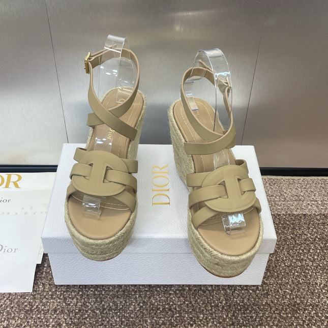 D-CLUB 25S HIGH HEEL WEDGE 100MM IN GOLDEN BEIGE CALFSKIN RAFFIA SOLE