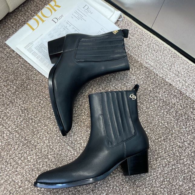 DIOR 25S D-WEST HAUTE COUTURE CHELSEA BOOTS 45MM IN BLACK CALFSKIN