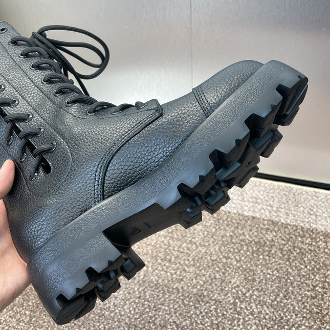 DIOR 25S D-ROAD ANKLE BOOT 45MM IN BLACK GRAINED CALFSKIN