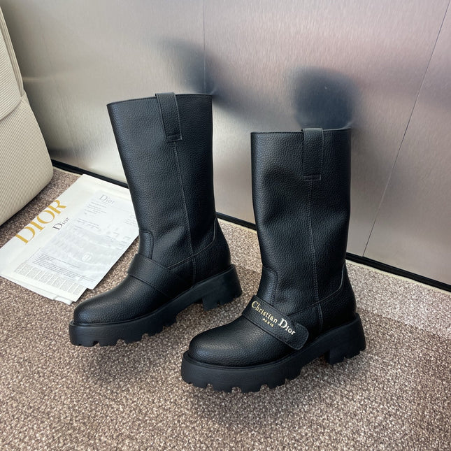 DIOR 25S D-QUEST BOOT 45MM IN BLACK GRAINED CALFSKIN