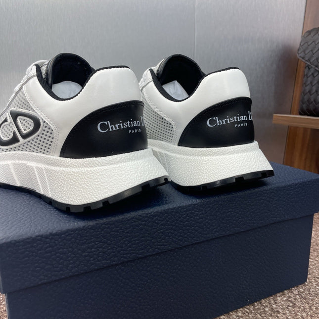 DIOR 25S D-RUN'N COUPLE SNEAKERS IN WHITE BLACK CALFSKIN AND MESH