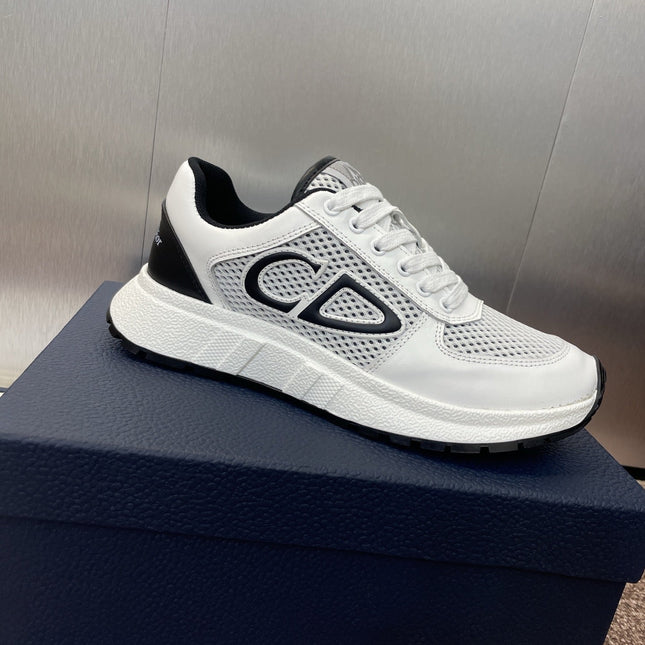 DIOR 25S D-RUN'N COUPLE SNEAKERS IN WHITE BLACK CALFSKIN AND MESH