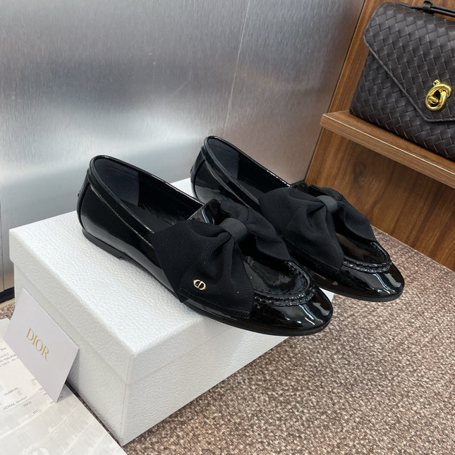 DIOR 25S LOAFER IN BLACK PATENT CALFSKIN AND GROSGRAIN