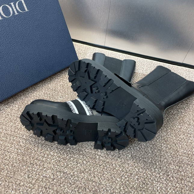 DIOR 25S D-QUEST TALL CHELSEA BOOTS 45MM IN BLACK CALFSKIN