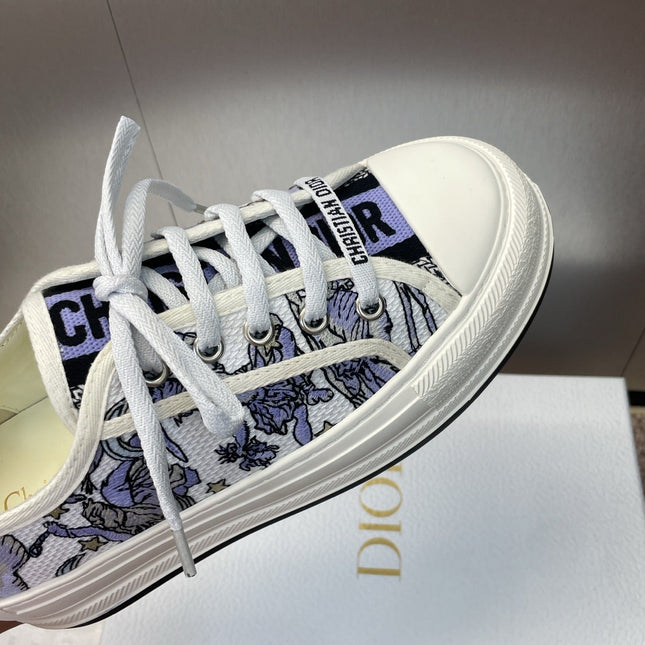 DIOR 25S WALK'N' SNEAKER IN BLUE TOILE DE JOUY EMBROIDERED COTTON