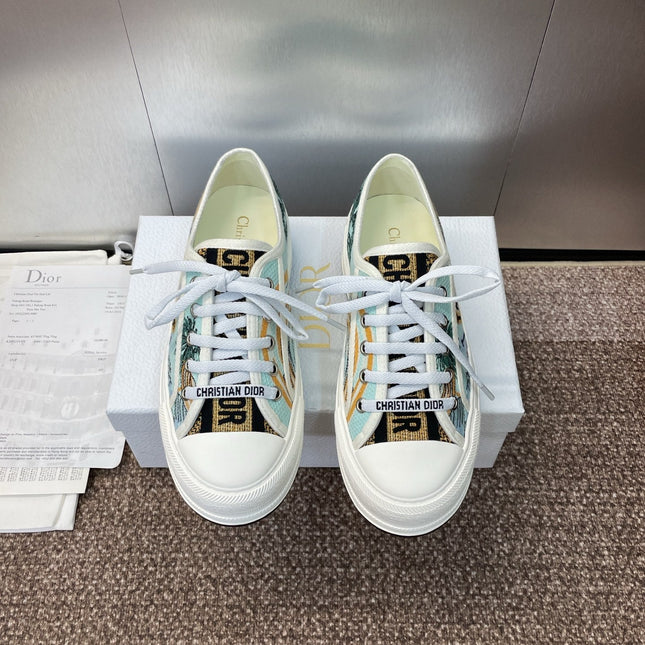 DIOR 25S WALK'N' SNEAKER IN MULTICOLOR DIOR OBLIQUE EMBROIDERED COTTON