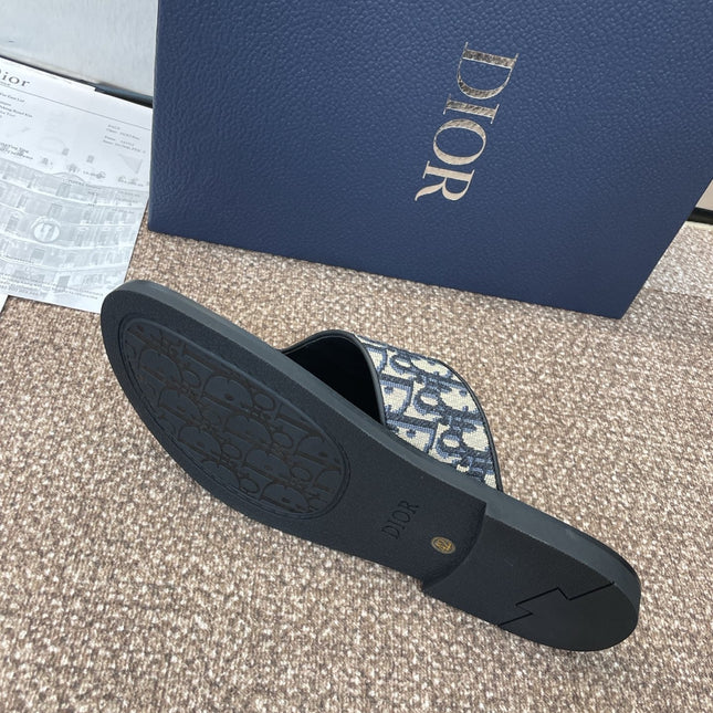 DIOR 25S ALIAS THONG SANDAL IN BEIGE BLACK CALFSKIN AND CANVAS