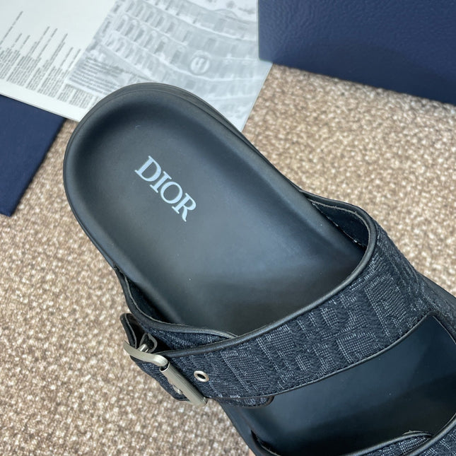 DIOR 25S DIORACT SLIDE IN BLACK CALFSKIN AND CANVAS SILVER HARDWARE