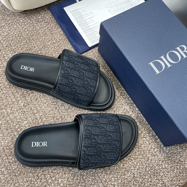 DIOR 25S ALIAS SLIDES IN BLACK CALFSKIN WITH CD OBLIQUE DARK BLUE LOGO