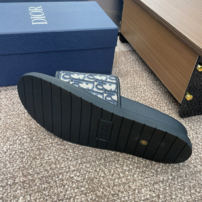 DIOR 25S ALIAS SLIDES IN BLACK CALFSKIN WITH CD OBLIQUE DEEP BLUE LOGO