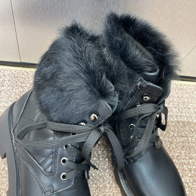 DIOR 25S D-MAJOR ANKLE BOOTS WICKER STYLE 35MM IN BLACK CALFSKIN AND FUR