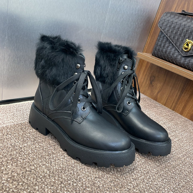 DIOR 25S D-MAJOR ANKLE BOOTS WICKER STYLE 35MM IN BLACK CALFSKIN AND FUR