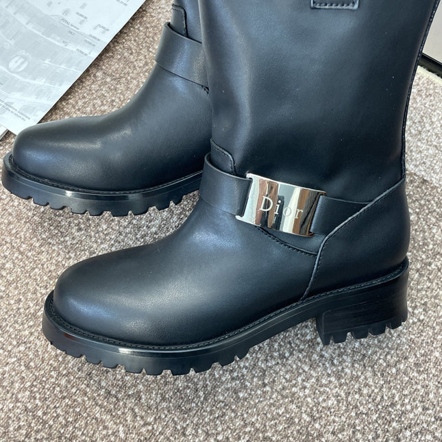 DIOR 25S D-QUEST BOOTS 45MM IN BLACK CALFSKIN