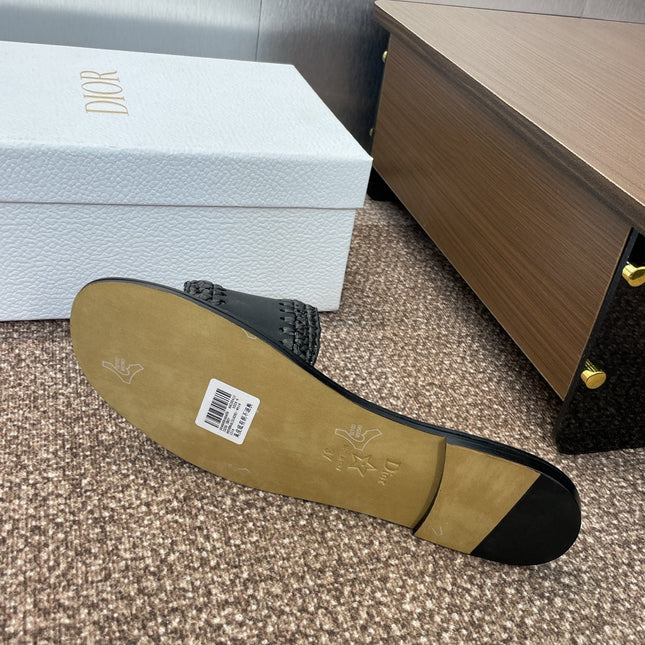 DIOR 25S D-LANE SLIDE BLACK CALFSKIN AND BLACK BRAIDED RAFFIA