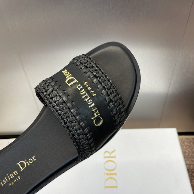 DIOR 25S D-LANE SLIDE BLACK CALFSKIN AND BLACK BRAIDED RAFFIA