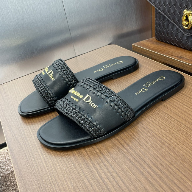 DIOR 25S D-LANE SLIDE BLACK CALFSKIN AND BLACK BRAIDED RAFFIA