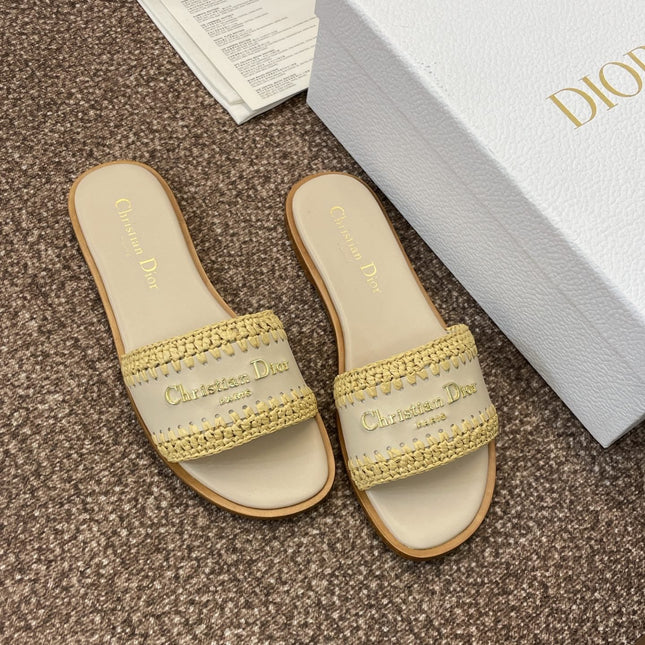 DIOR 25S D-LANE SLIDE LIGHT BEIGE CALFSKIN AND YELLOW BRAIDED RAFFIA