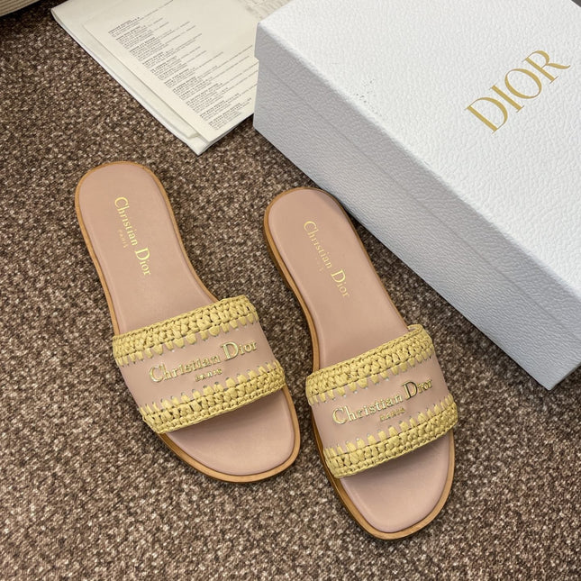 DIOR 25S D-LANE SLIDE NUDE CALFSKIN AND YELLOW BRAIDED RAFFIA